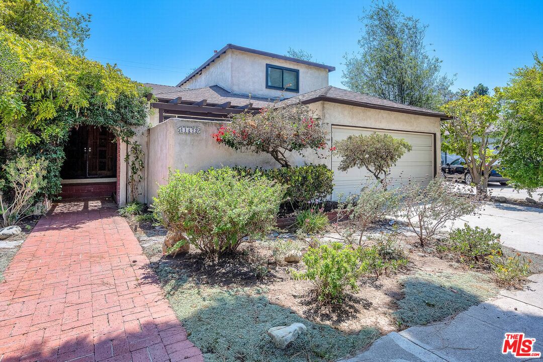 Property photo for 11472 Diller Ave, Culver City, CA