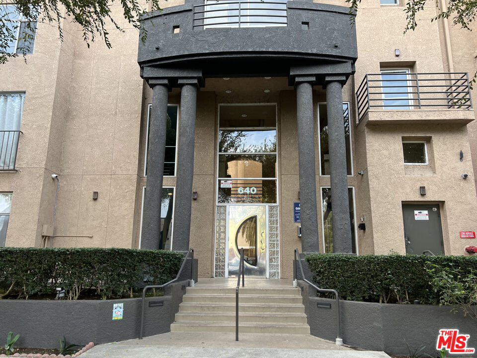 Property photo for 640 W 4th St, #205, Long Beach, CA