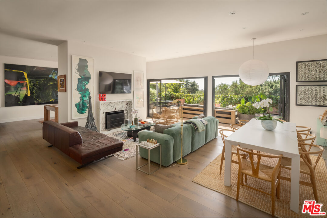 Property photo for 391 N Saltair Ave, Los Angeles, CA