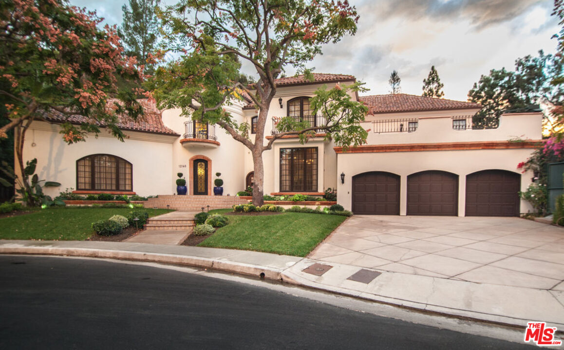 Property photo for 12140 Summit, Beverly Hills, CA