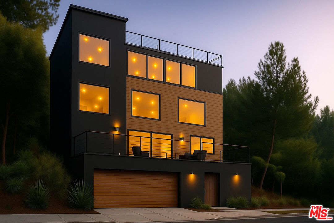 Property photo for 4343 Glenmuir Ave, Los Angeles, CA