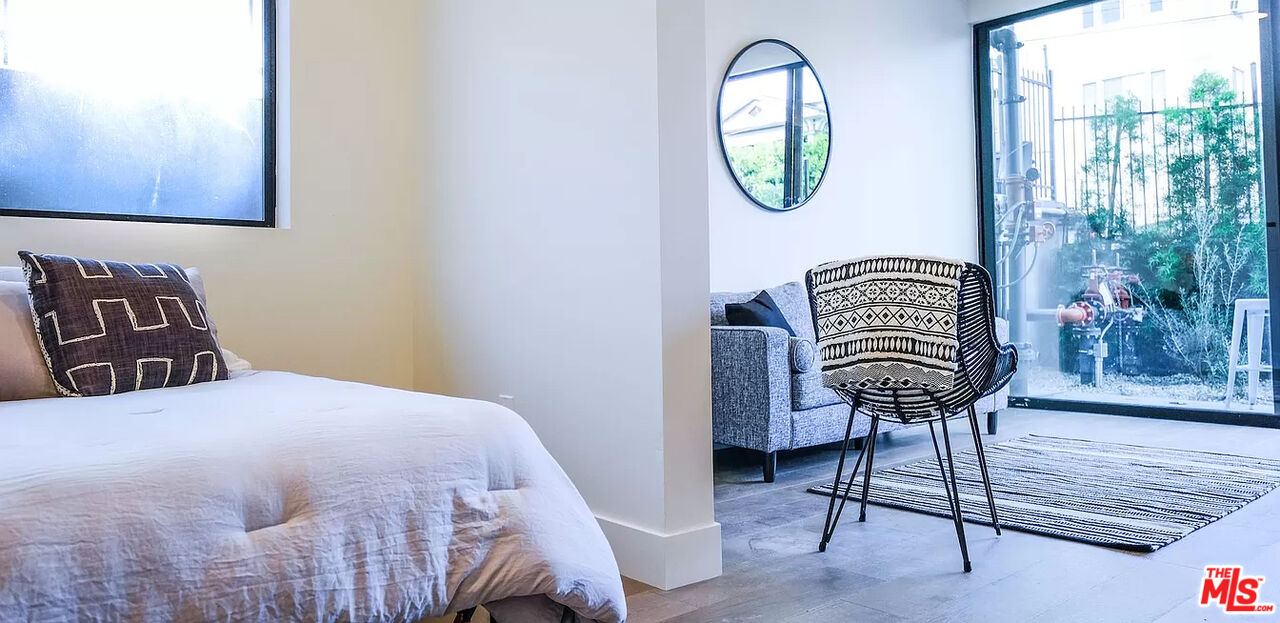 Property photo for 321 N Bixel St, #2, Los Angeles, CA