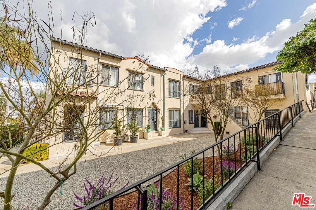 Property photo for 1152 S Bronson Ave, Los Angeles, CA