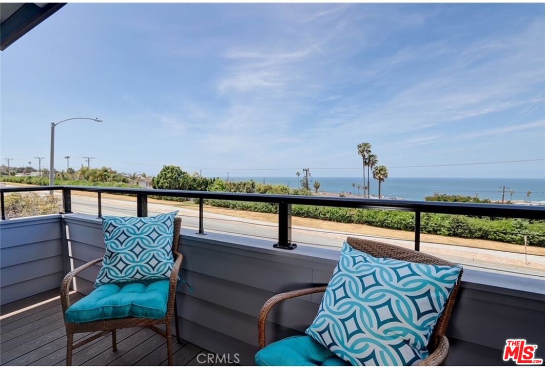Property photo for 454 Palos Verdes Blvd, Redondo Beach, CA