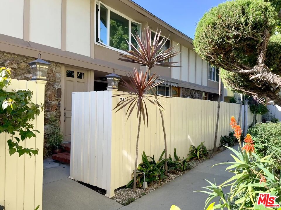 Property photo for 5215 S Sepulveda Blvd, #11B, Culver City, CA