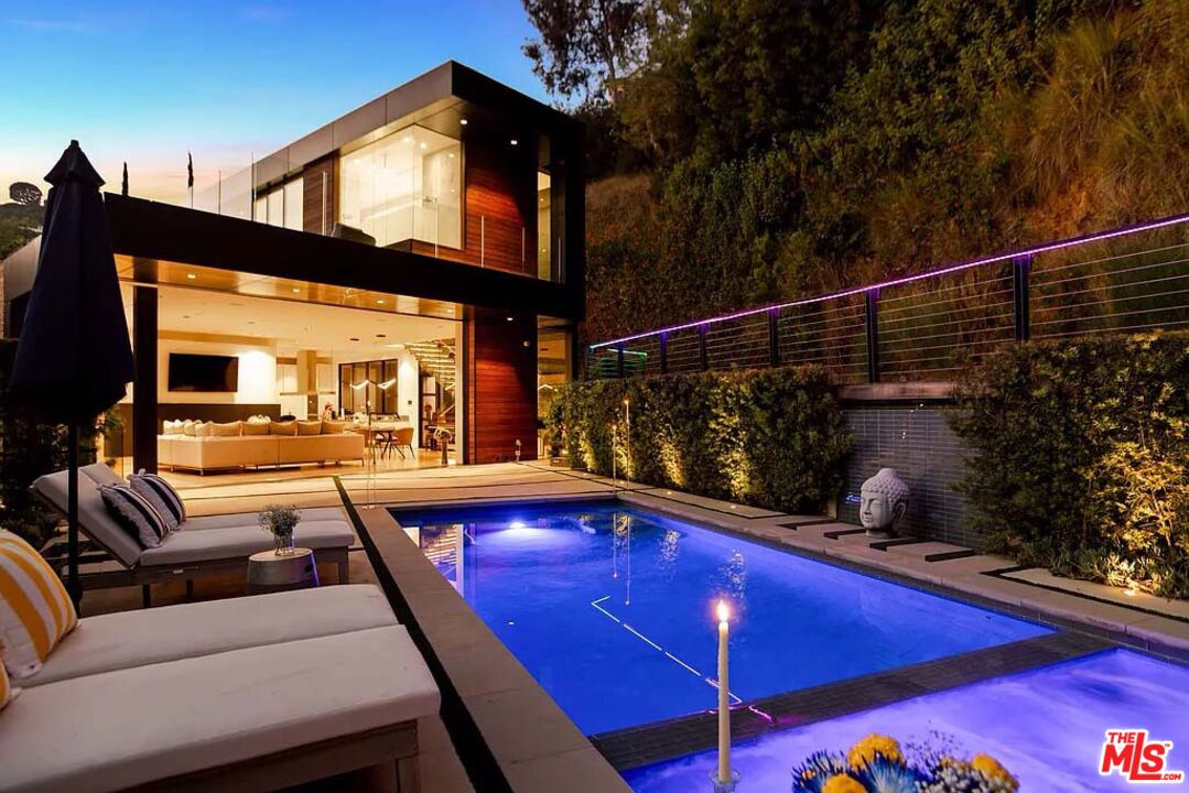 Property photo for 1331 Belfast Dr, Los Angeles, CA
