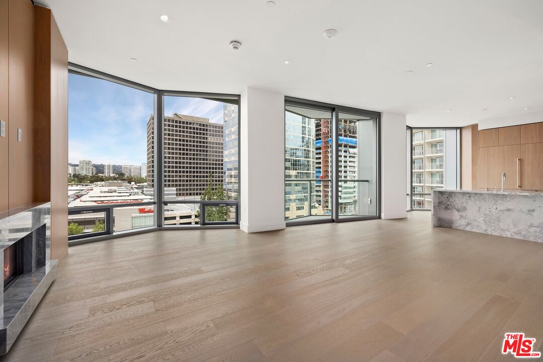 Property photo for 211 W Elm Ct, #6E, Los Angeles, CA