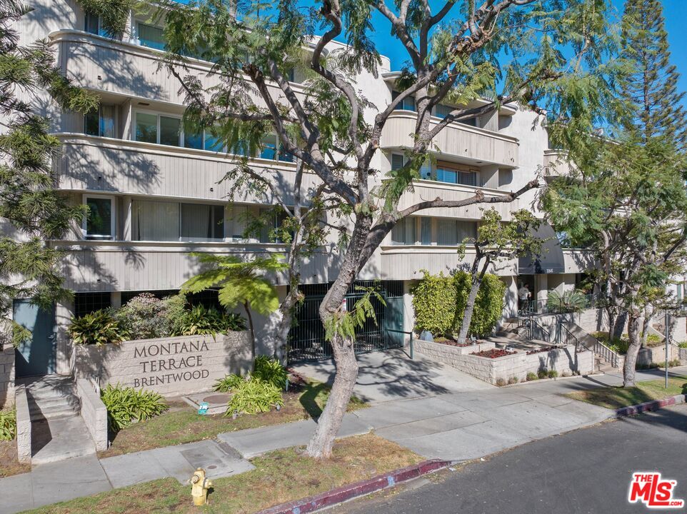 Property photo for 11645 Montana Ave, #338, Los Angeles, CA