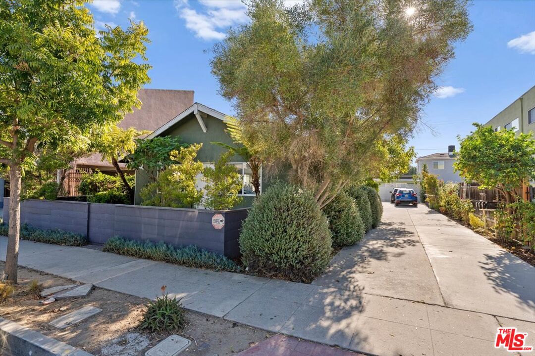 Property photo for 3947 Huron Ave, Culver City, CA