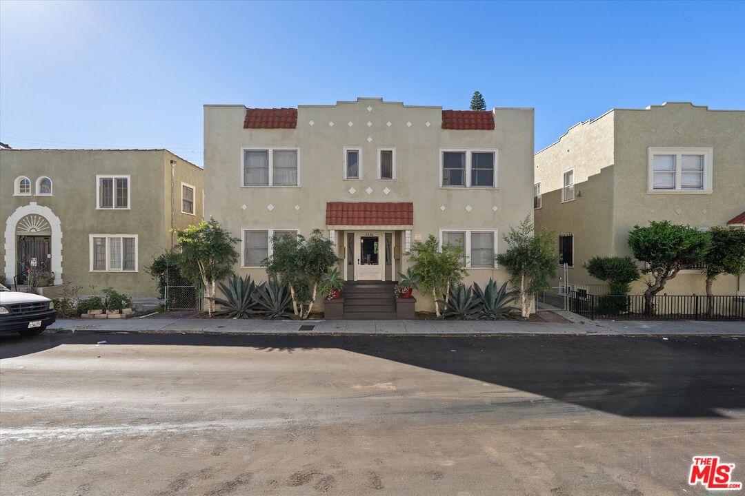 Property photo for 5336 Monroe St, Los Angeles, CA