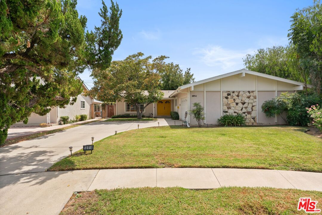 Property photo for 18914 Malden St, Los Angeles, CA