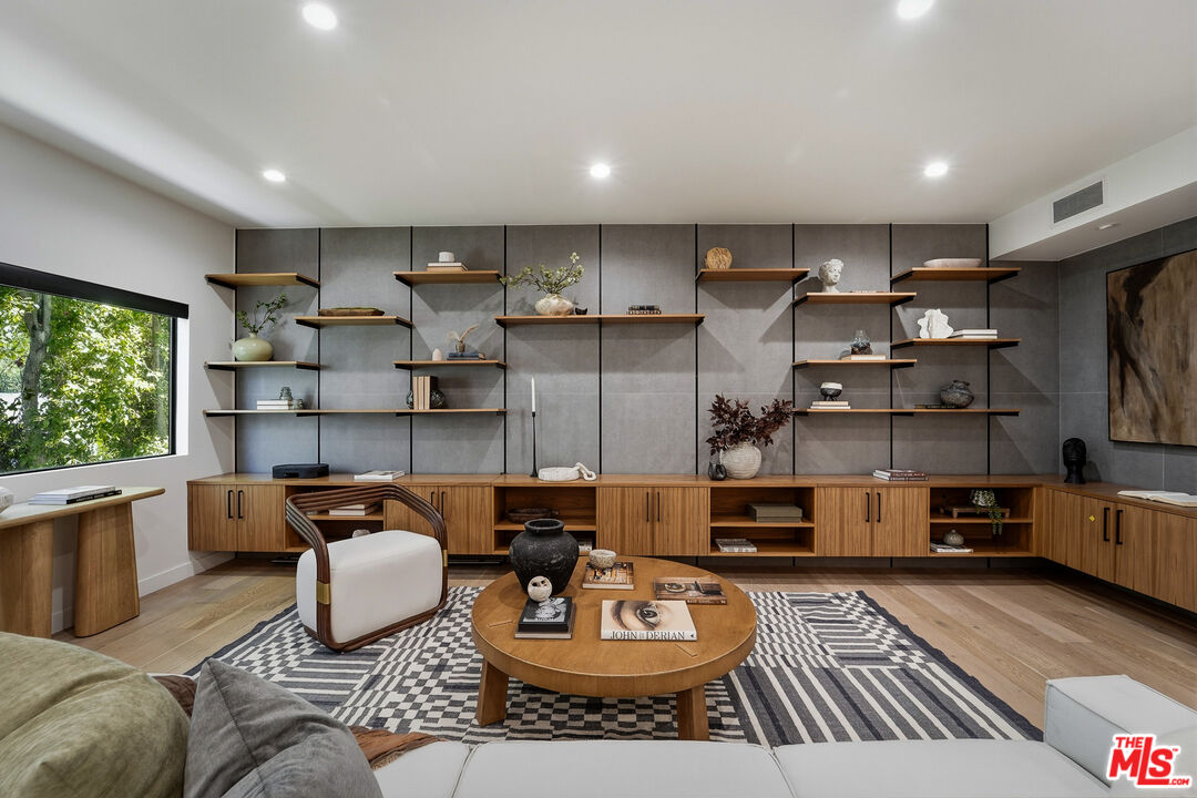 Property photo for 234 S Tower Dr, #4, Beverly Hills, CA