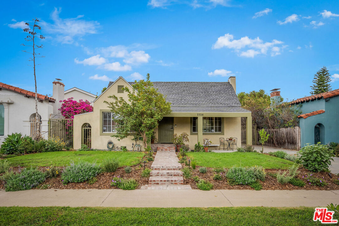Property photo for 1514 S Genesee Ave, Los Angeles, CA