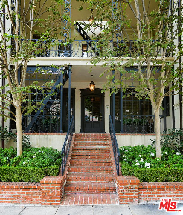 Property photo for 149 S Rodeo Dr, Beverly Hills, CA