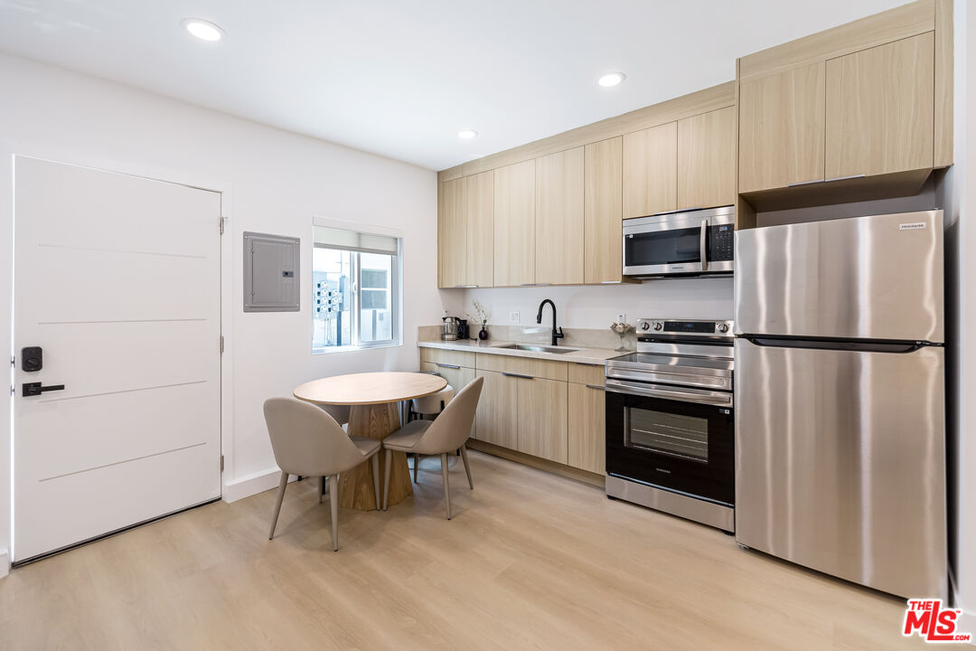 Property photo for 1346 1/2 S Ogden Dr, Los Angeles, CA