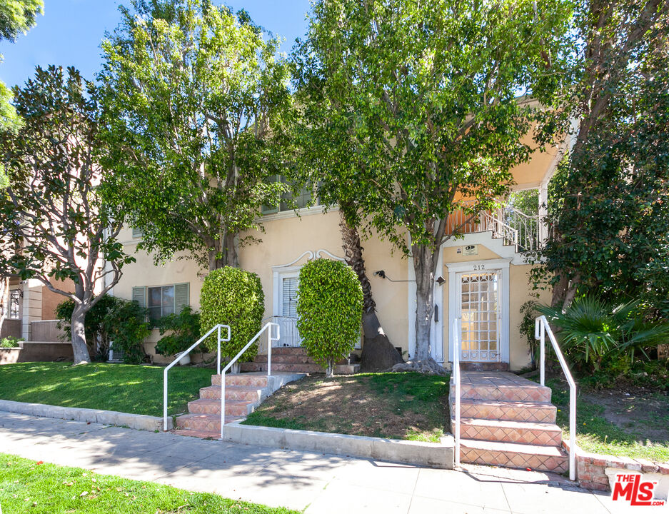 Property photo for 212 S LASKY DR, #3, Beverly Hills, CA
