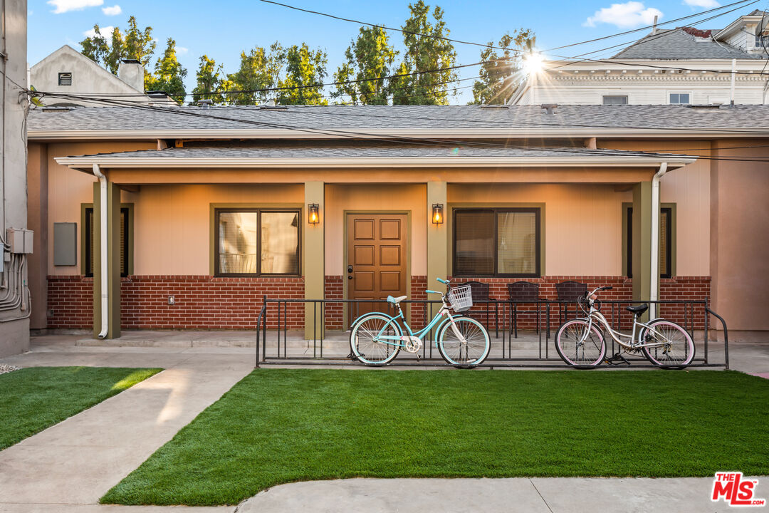 Property photo for 2336 Scarff St, #2336, Los Angeles, CA
