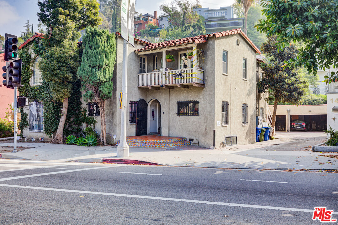 Property photo for 1492 Silver Lake Blvd, #1, Los Angeles, CA