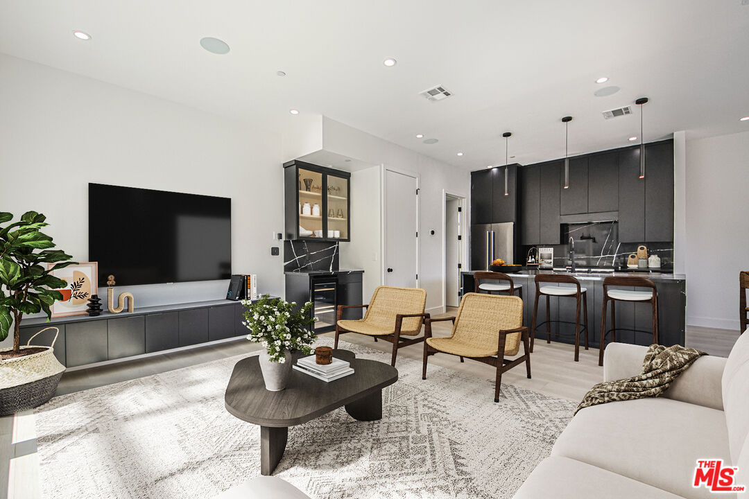 Property photo for 1815 Barry Ave, Los Angeles, CA