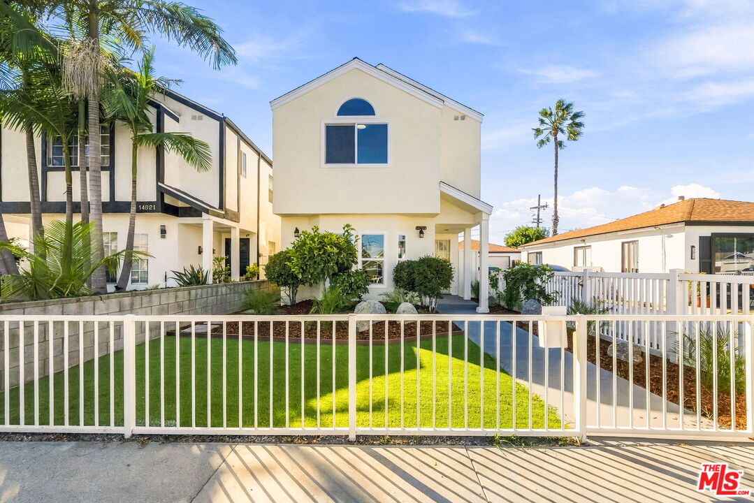 Property photo for 14919 Burin Ave, Lawndale, CA