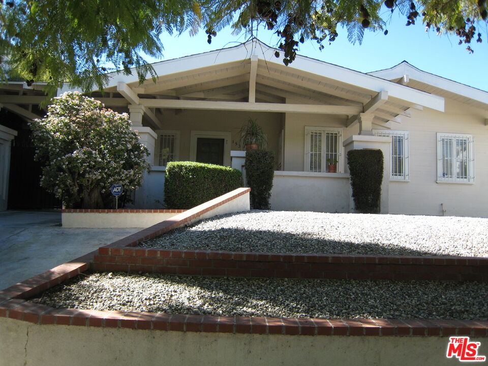 Property photo for 153 S Gramercy Pl, Los Angeles, CA