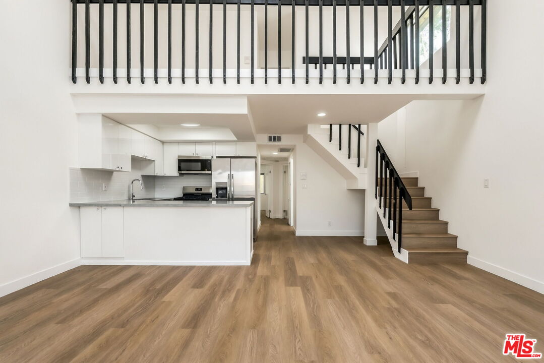 Property photo for 3939 Moore St, #201, Los Angeles, CA