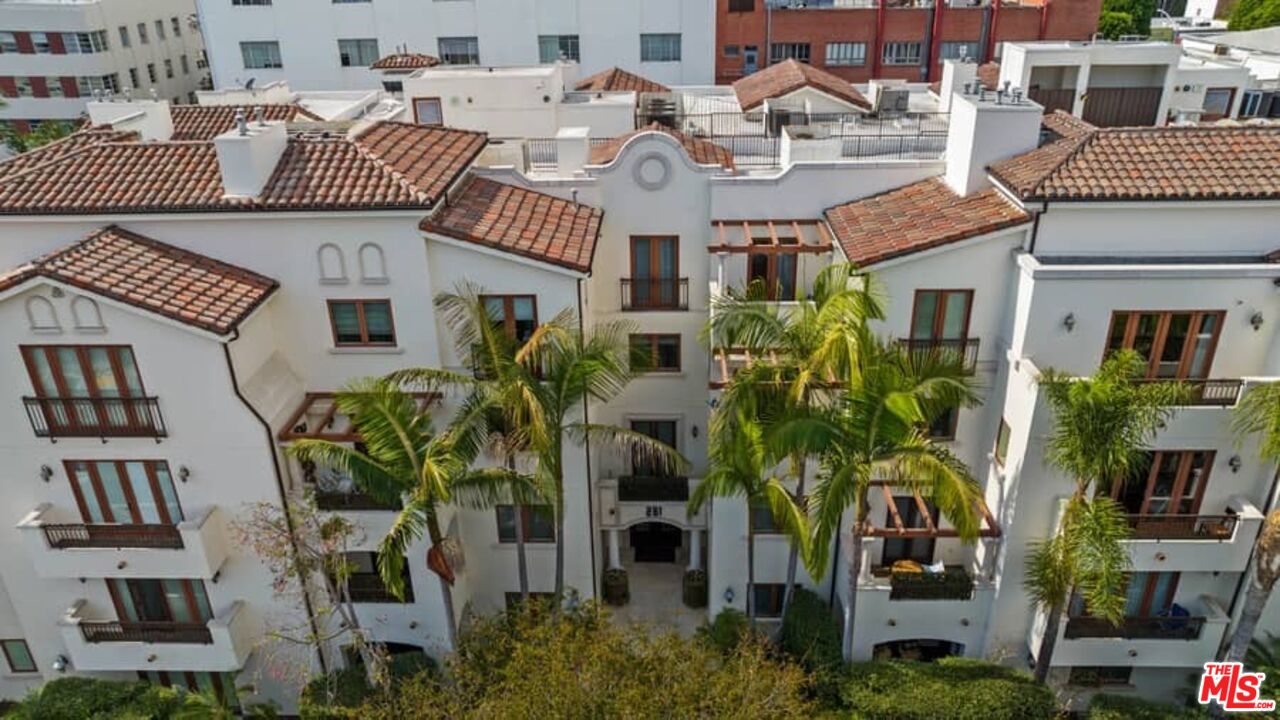 Property photo for 261 South Reeves Dr, Beverly Hills, CA