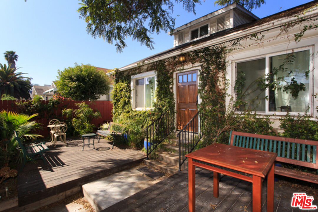 Property photo for 547 Brooks Ave, #Front Unit, Venice, CA