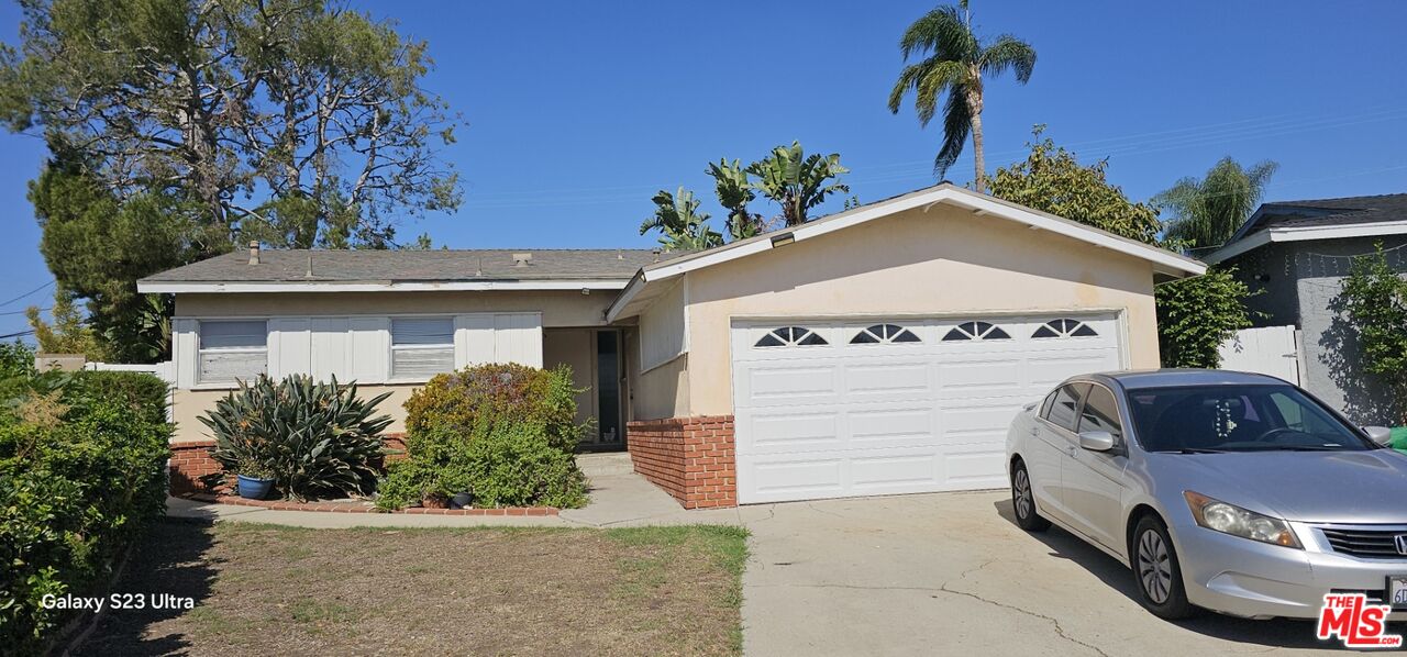 Property photo for 3221 W 155th St, Gardena, CA