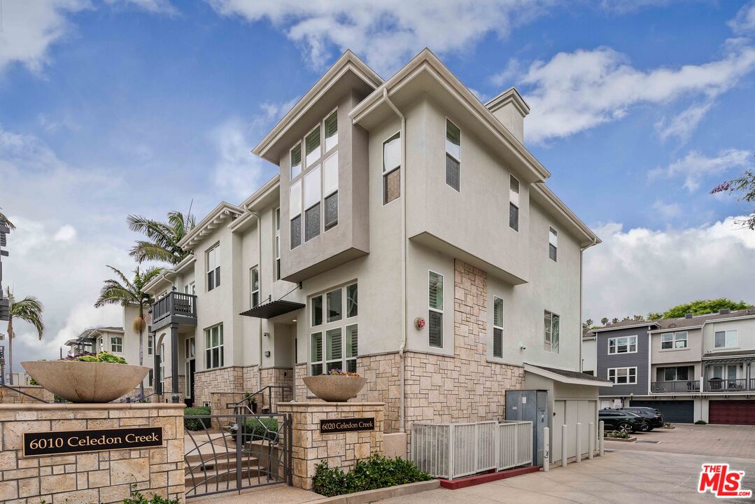 Property photo for 6020 Celedon Crk, #13, Playa Vista, CA