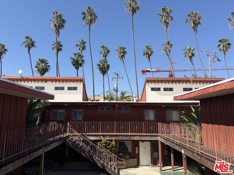 Property photo for 200 Bay St, #103, Santa Monica, CA