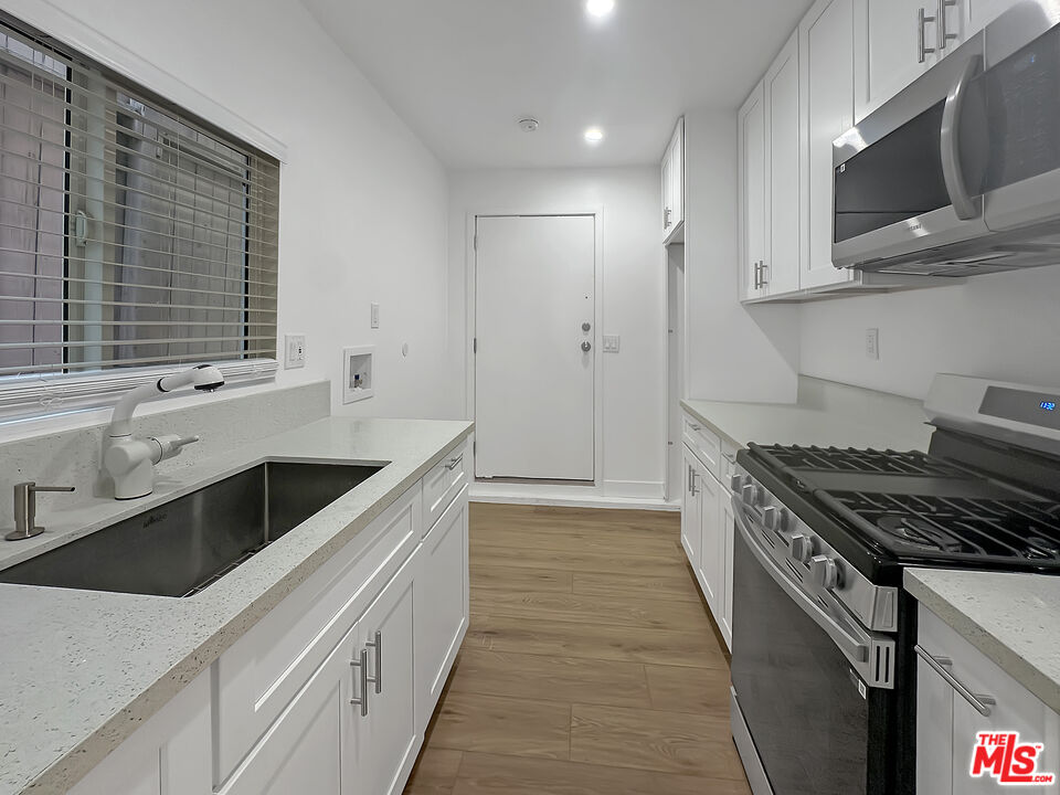 Property photo for 215 1/4 W Plymouth St, #A, Inglewood, CA
