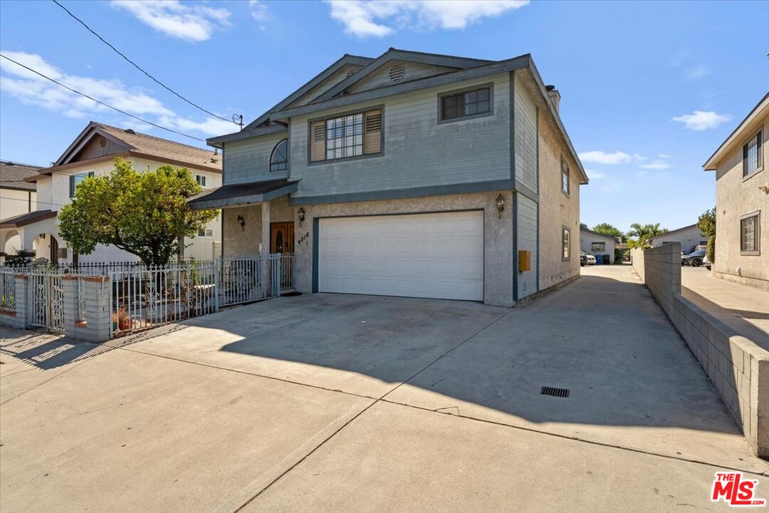 Property photo for 4218 W 129th St, Hawthorne, CA