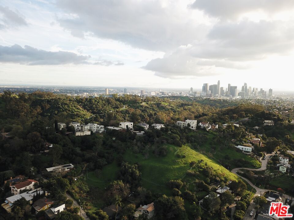 Property photo for 0 Avon Pl, Los Angeles, CA