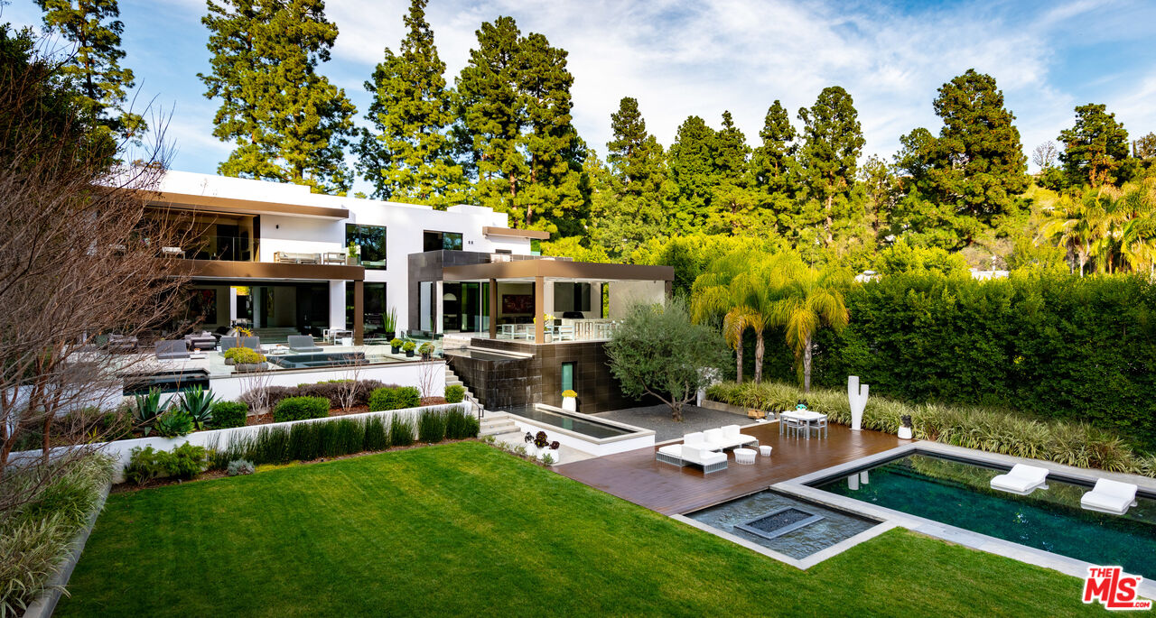 Property photo for 1231 Lago Vista Dr, Beverly Hills, CA