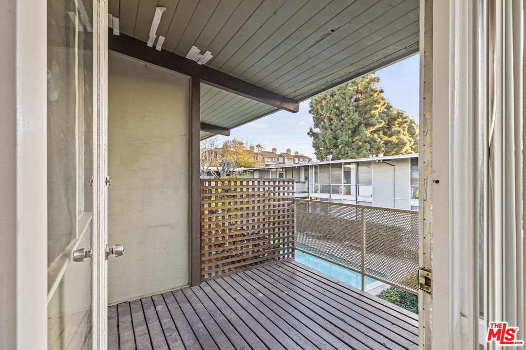 Property photo for 11131 Rose AVE, #10, Los Angeles, CA
