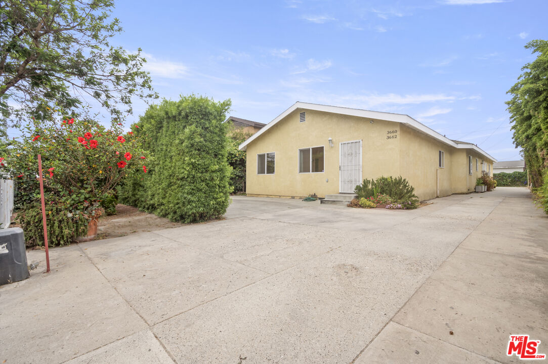 Property photo for 3660 Halldale Ave, Los Angeles, CA