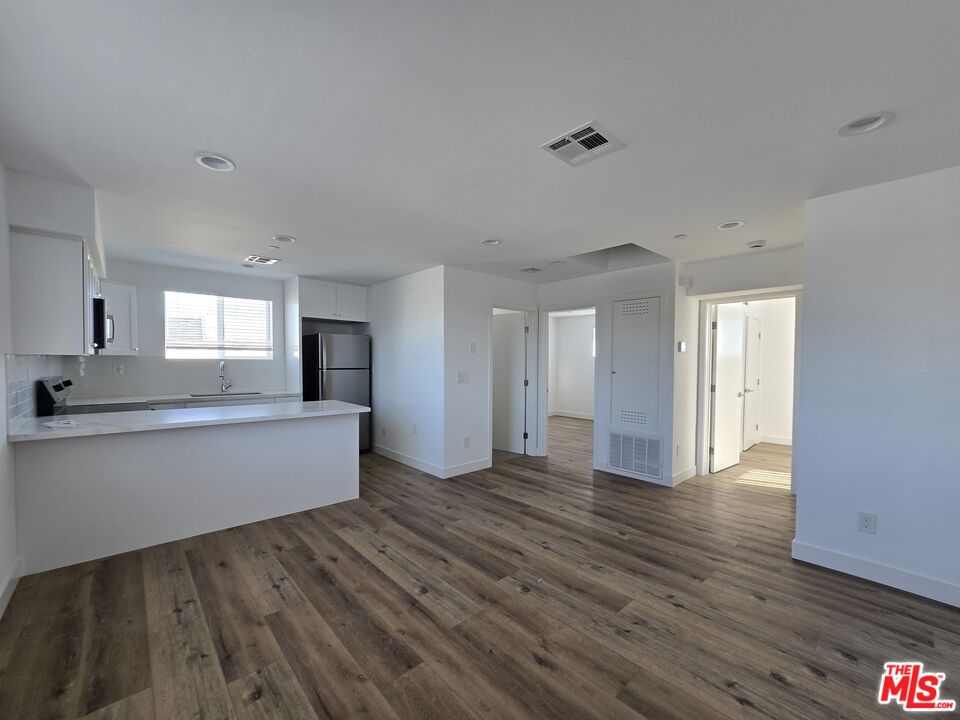 Property photo for 449 W 74th St, Los Angeles, CA