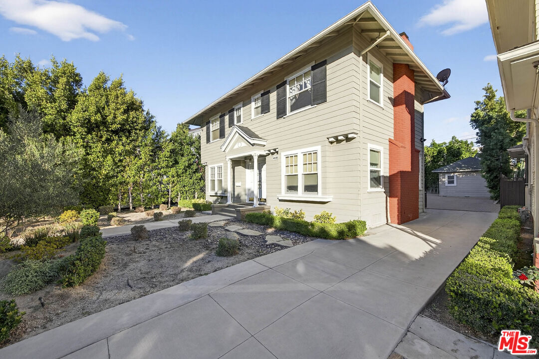 Property photo for 416 S Van Ness Ave, Los Angeles, CA