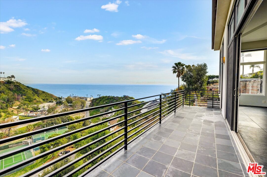 Property photo for 3850 Rambla Orienta, Malibu, CA
