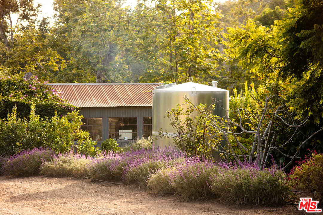 Property photo for 6009 Bonsall Dr, Malibu, CA