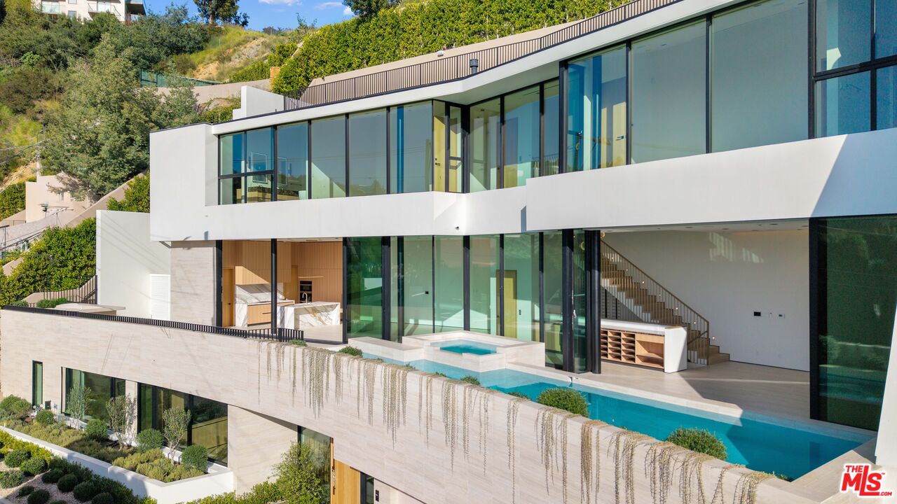 Property photo for 8765 Hollywood, Los Angeles, CA