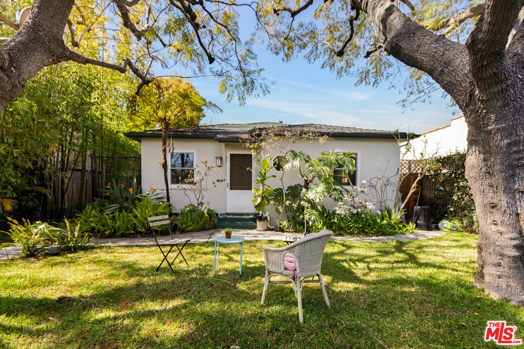Property photo for 1453 Centinela Ave, Santa Monica, CA
