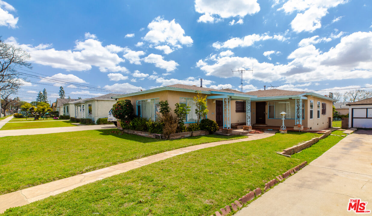 Property photo for 3202 W 111th St, Inglewood, CA