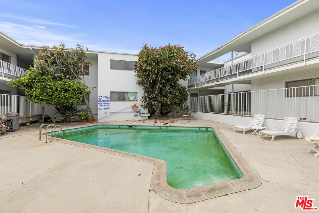Property photo for 1295 FEDERAL AVE, #24, Los Angeles, CA