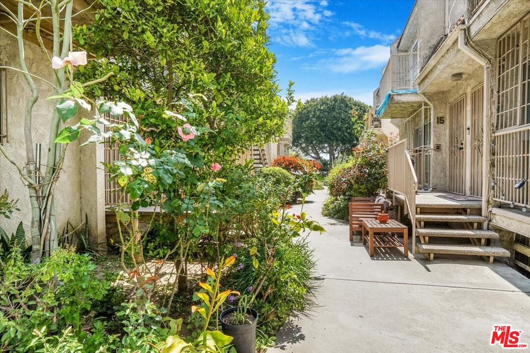 Property photo for 903 New Depot St, #12A, Los Angeles, CA