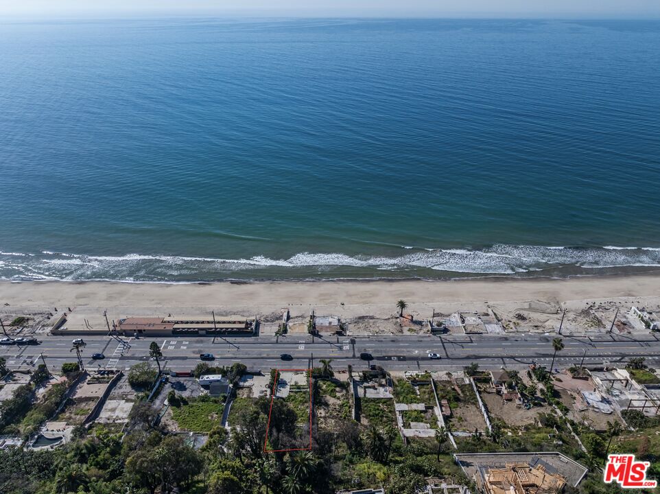 Property photo for 21465 Pacific Coast Hwy, Malibu, CA
