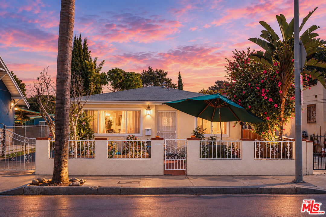 Property photo for 2660 Newell St, Los Angeles, CA