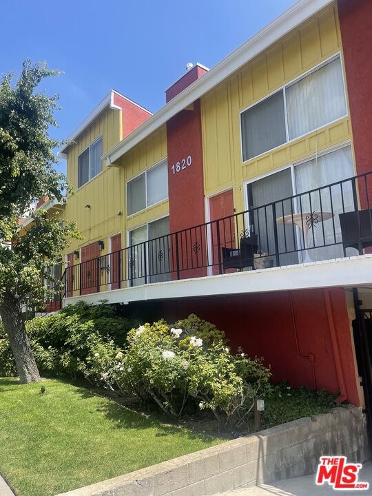 Property photo for 1820 S Bentley, #105, Los Angeles, CA