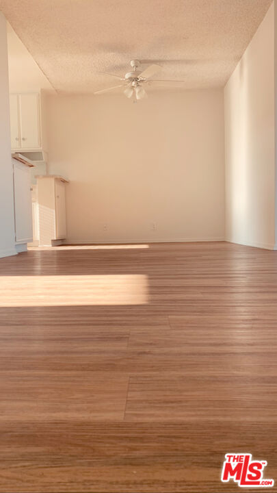 Property photo for 1420 S Oakhurst Dr, #210, Los Angeles, CA